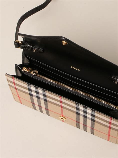 burberry borse piccole|burberry saldi borse.